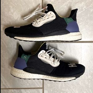 Pharrell adidas Solar Glide HU sz 10.5 - BB8041